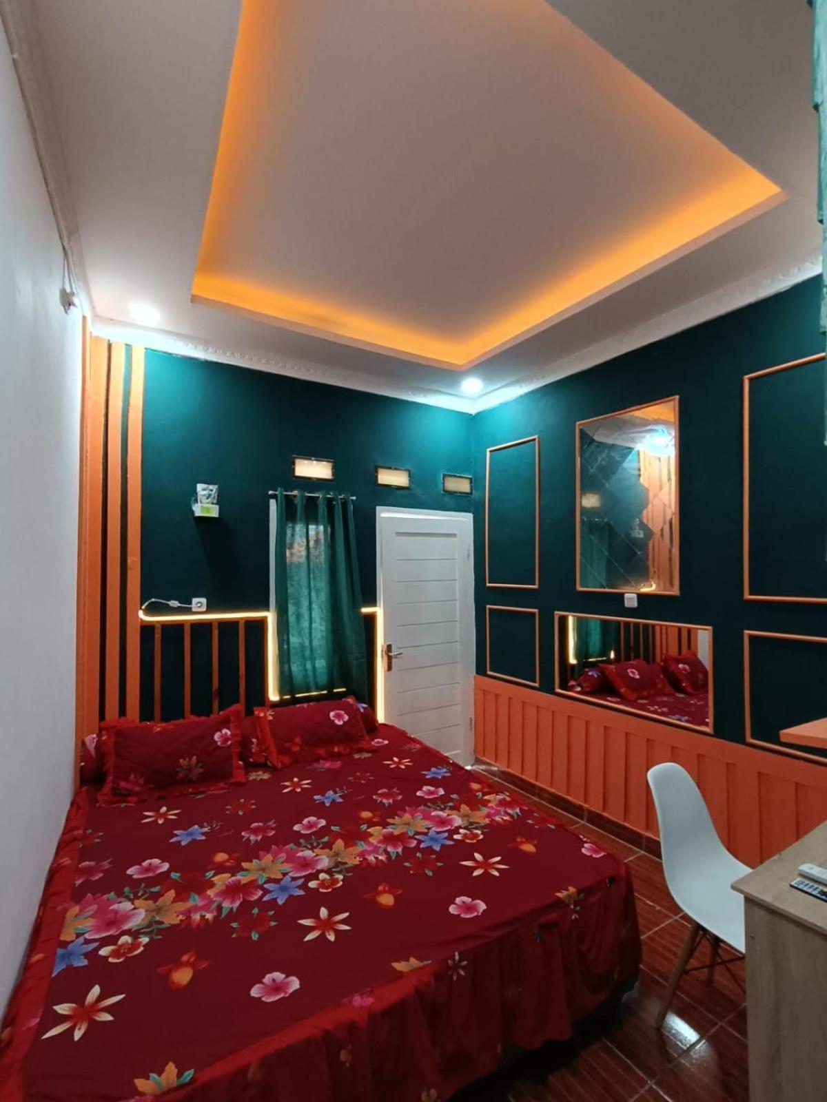 מלון Peladen Oyo Life 92977 Neba Kost Aesthetic מראה חיצוני תמונה